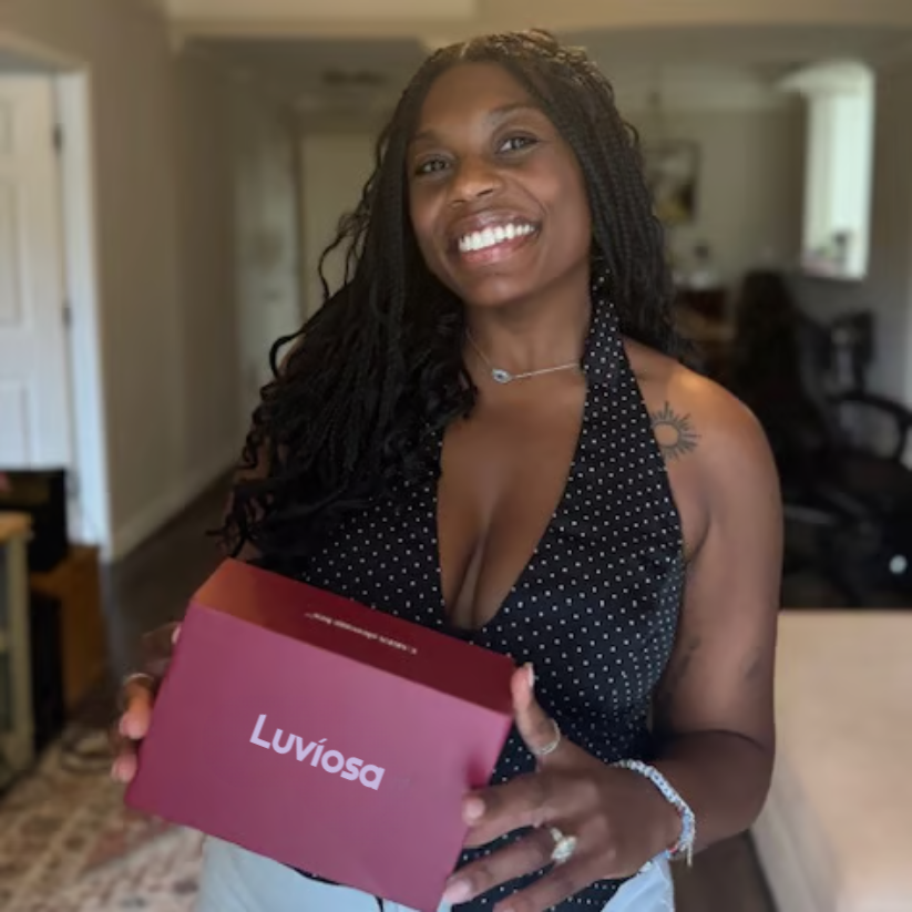 décolletage sticky push-up bra